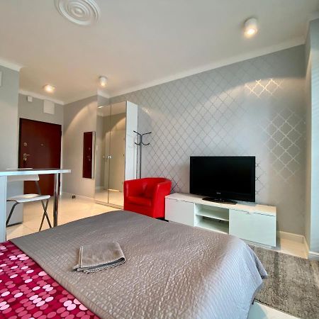 Studio Flat Triton Park Varsavia Esterno foto